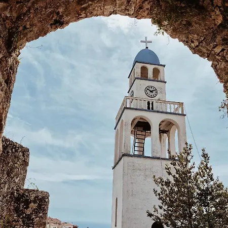 Filoxenia * Palasë