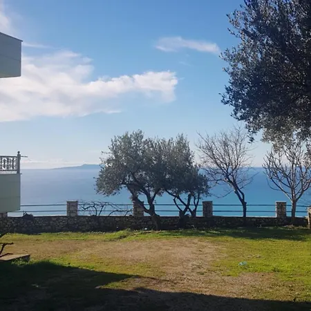 Apartment Filoxenia *