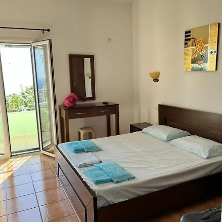 Apartment Filoxenia *