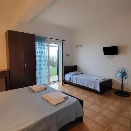 Filoxenia Apartment Paljasa