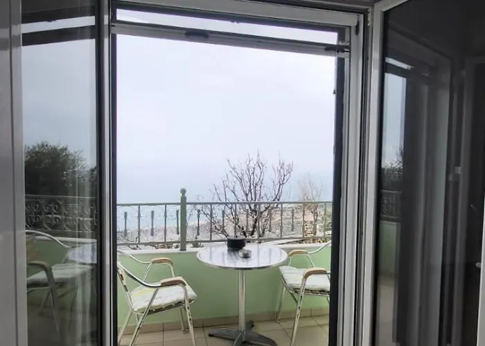 Filoxenia Palasë