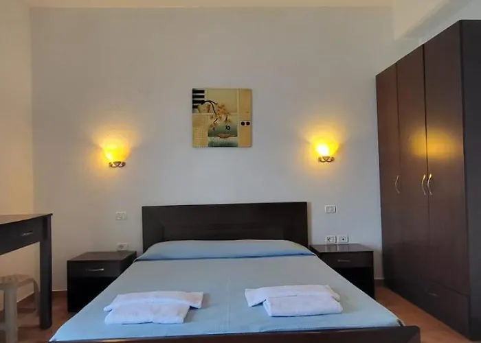 Filoxenia Apartamento Palasë